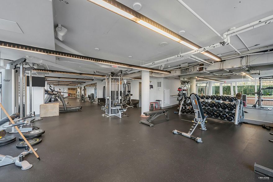 1703 1618 Quebec Street