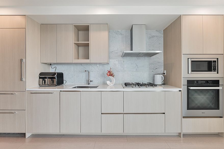 2001 455 SW Marine Drive