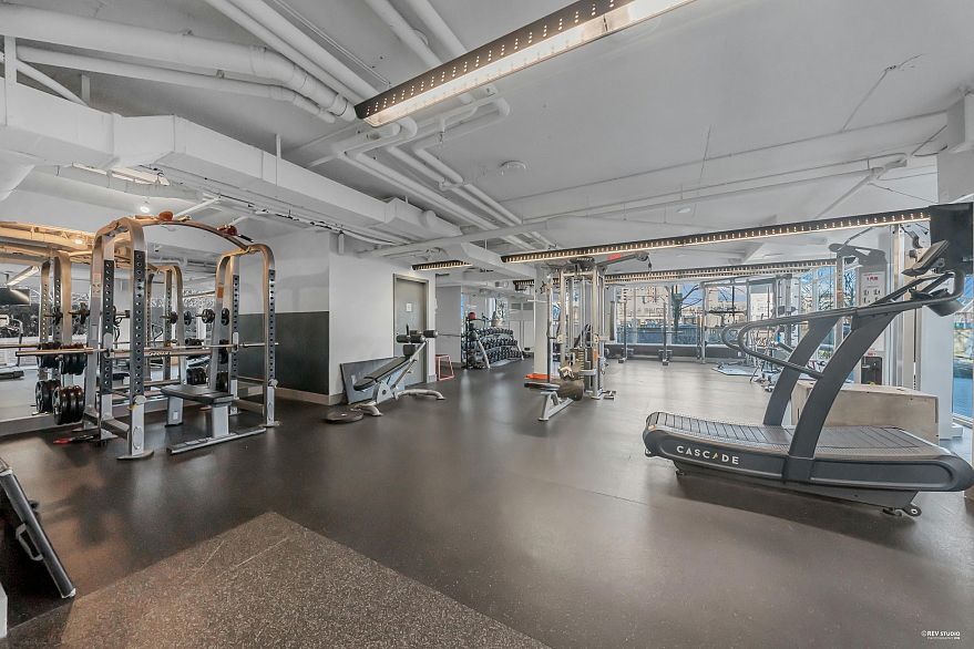 1703 1618 Quebec Street