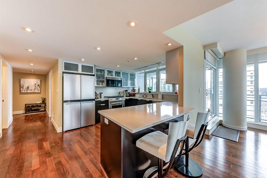 2102 1205 W Hastings Street