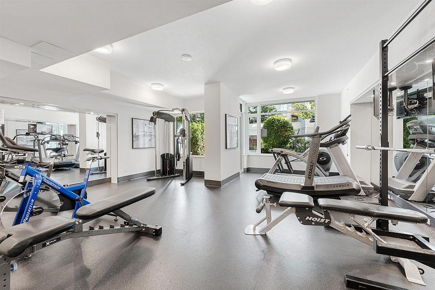 303 110 Switchmen Street