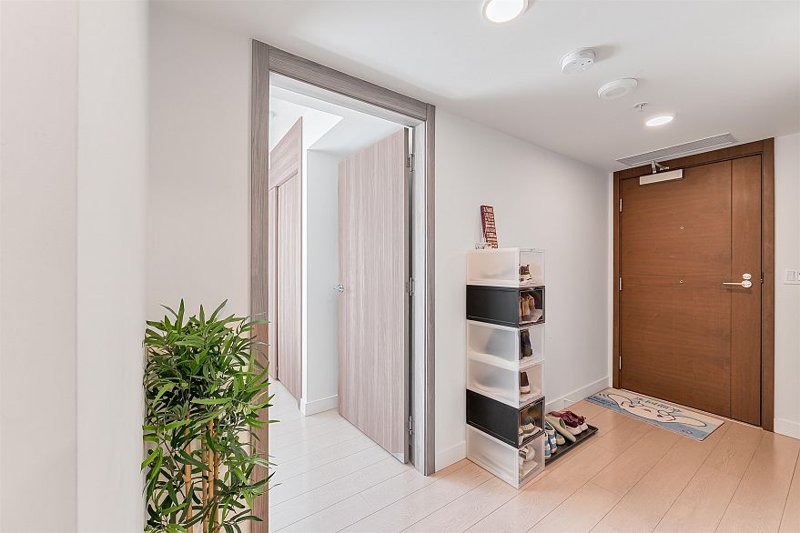 2001 455 SW Marine Drive