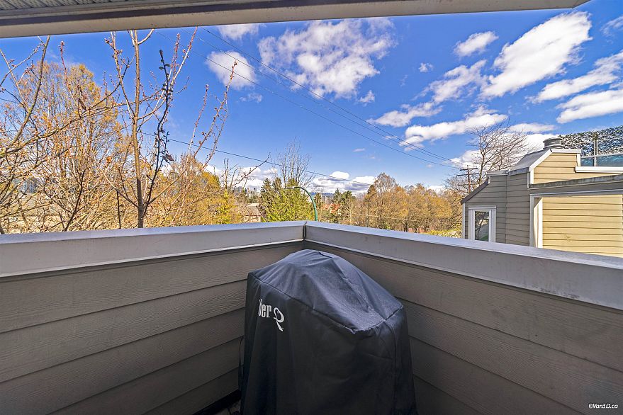 F7 1100 W 6th Avenue