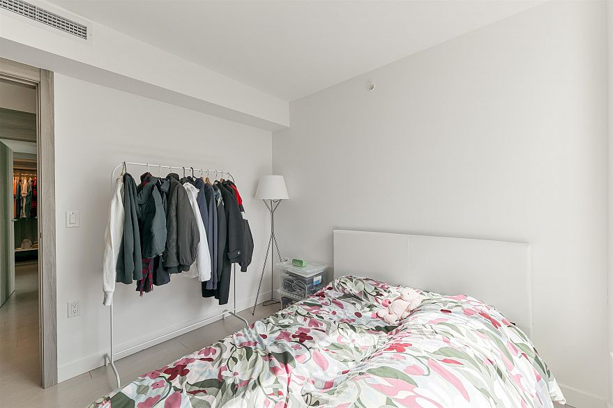 2001 455 SW Marine Drive