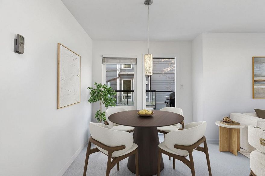 208 828 W 14th Avenue