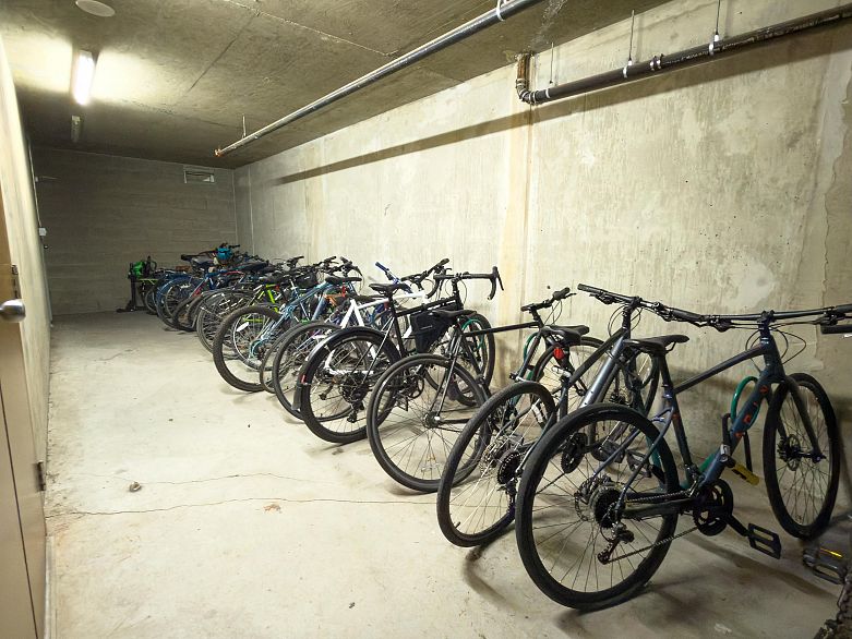 603 288 E 8th Avenue