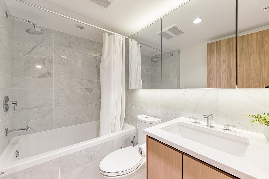 2001 455 SW Marine Drive