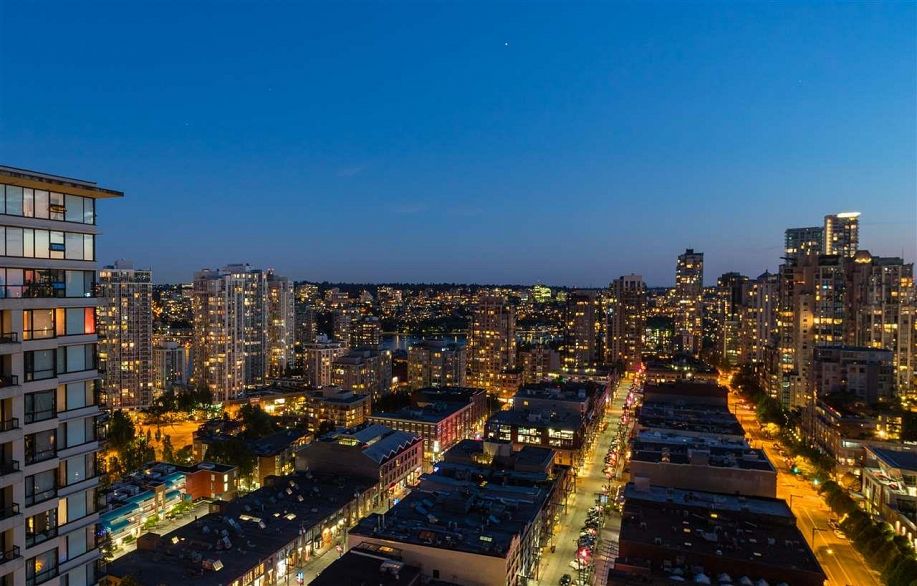 2609 928 Homer Street