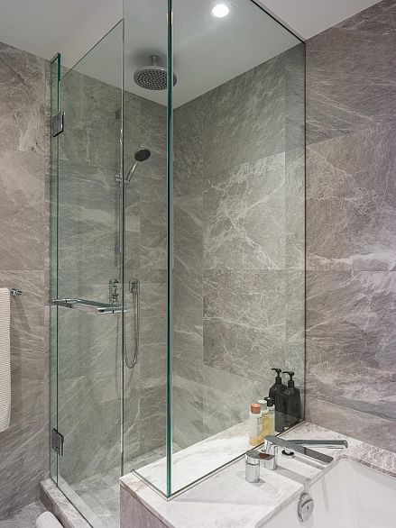 406 1601 Quebec Street