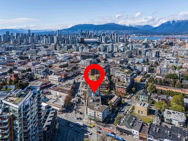 603 288 E 8th Avenue