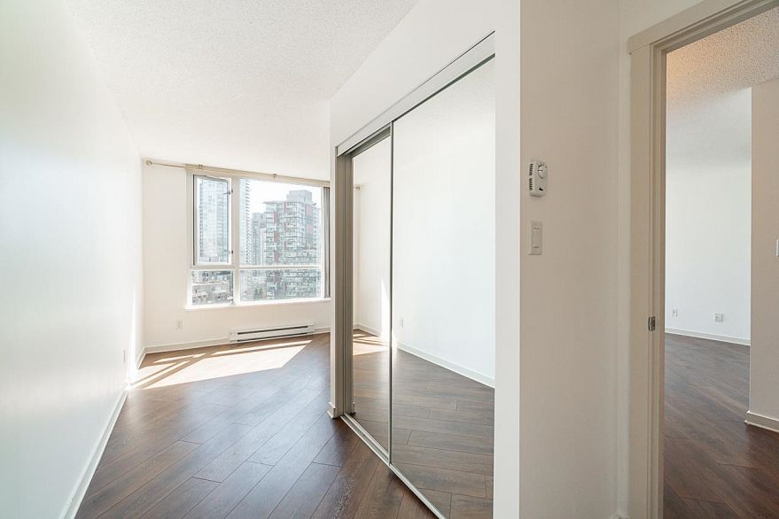 1208 1212 Howe Street