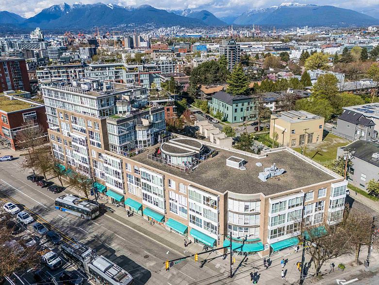 603 288 E 8th Avenue