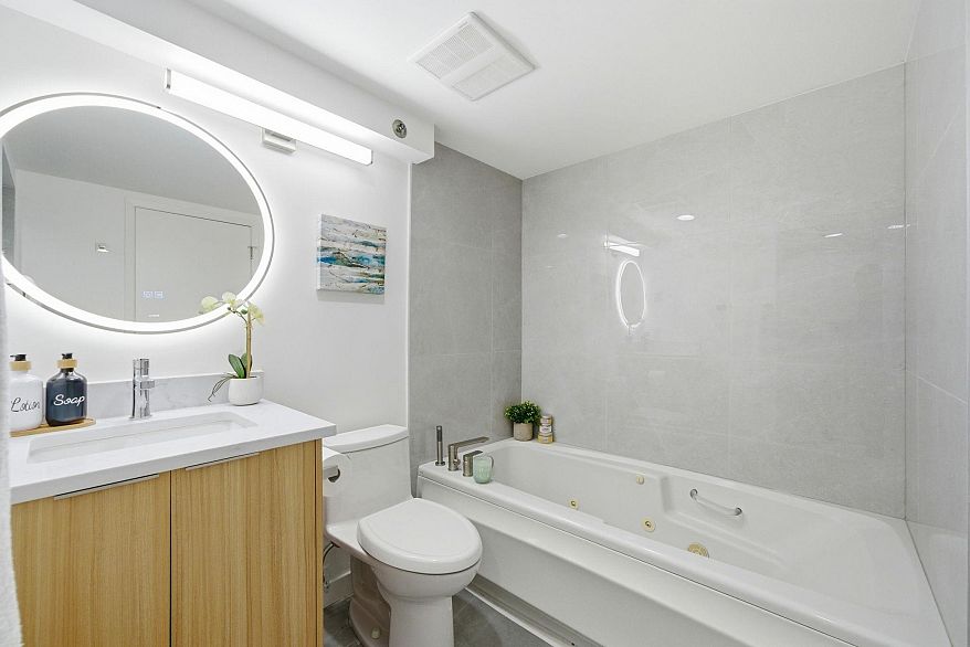 702 1771 Nelson Street