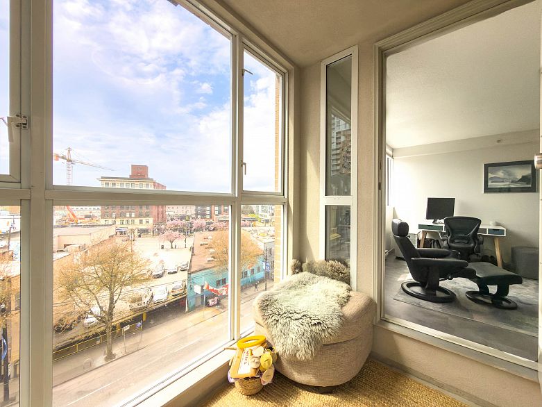 603 288 E 8th Avenue