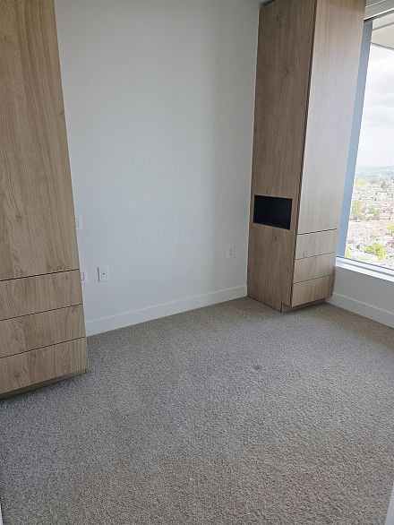 2405 5058 Joyce Street