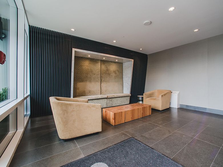 816 1618 Quebec Street