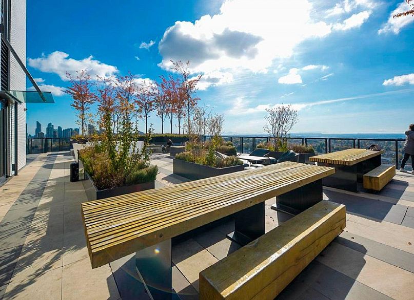 2405 5058 Joyce Street