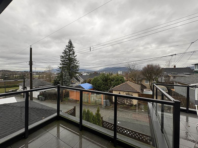 3429 Dundas Street