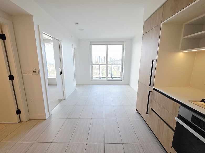 2405 5058 Joyce Street