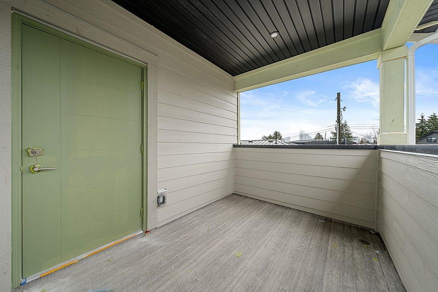 1 3581 Haida Drive