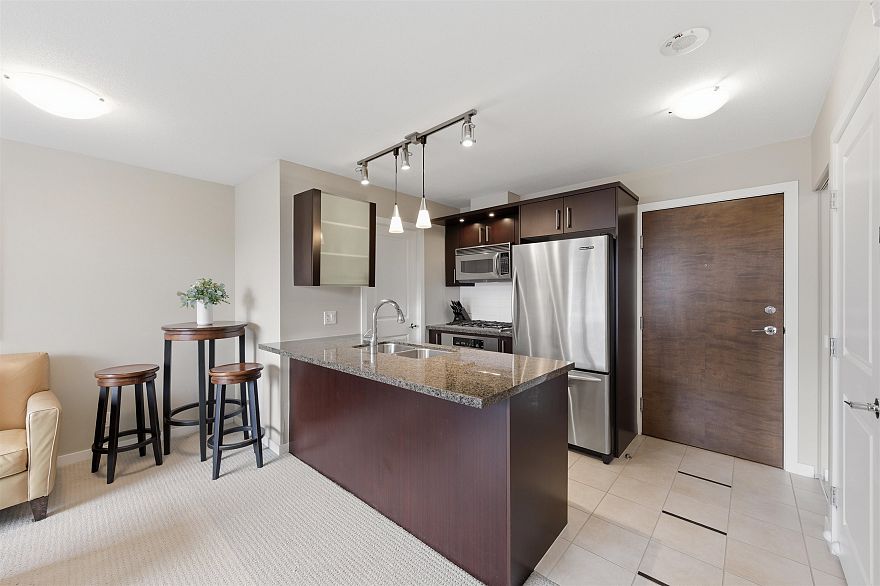 502 1650 W 7th Avenue