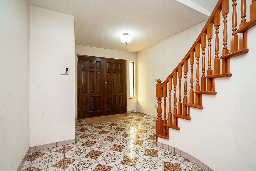 4332 Victoria Drive