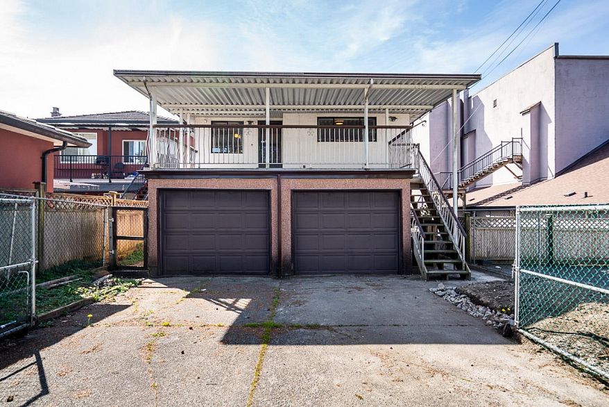 4332 Victoria Drive