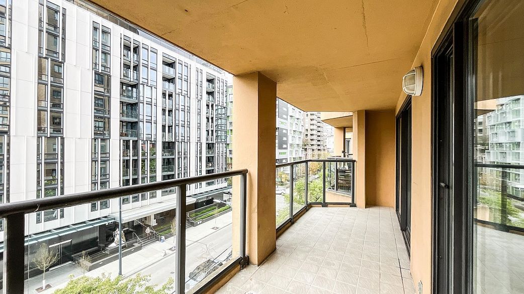 506 488 Helmcken Street