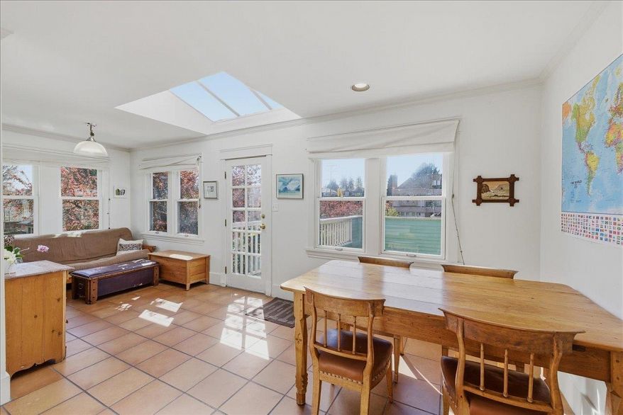 706 W 24th Avenue