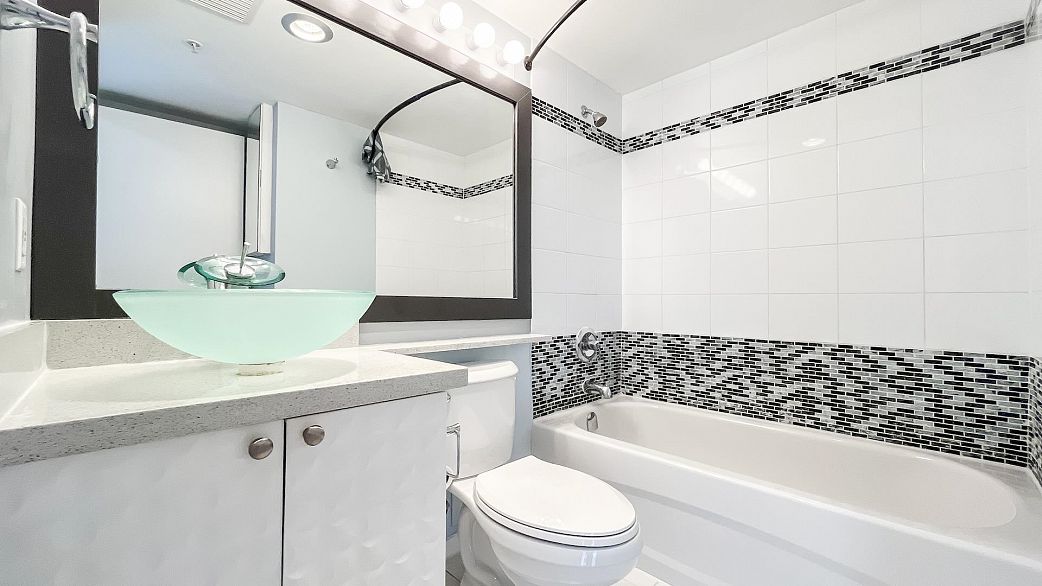 506 488 Helmcken Street