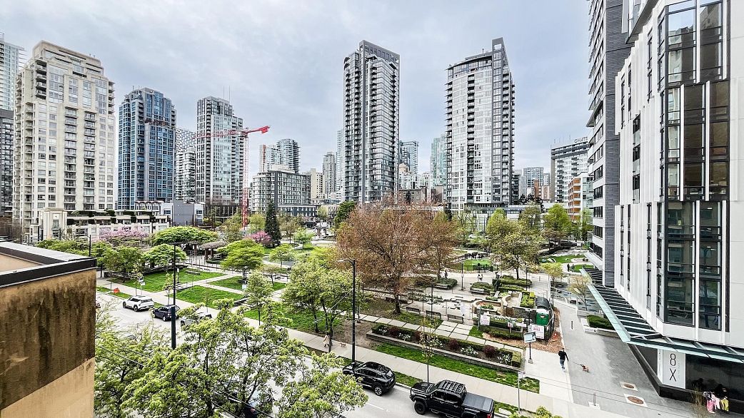 506 488 Helmcken Street