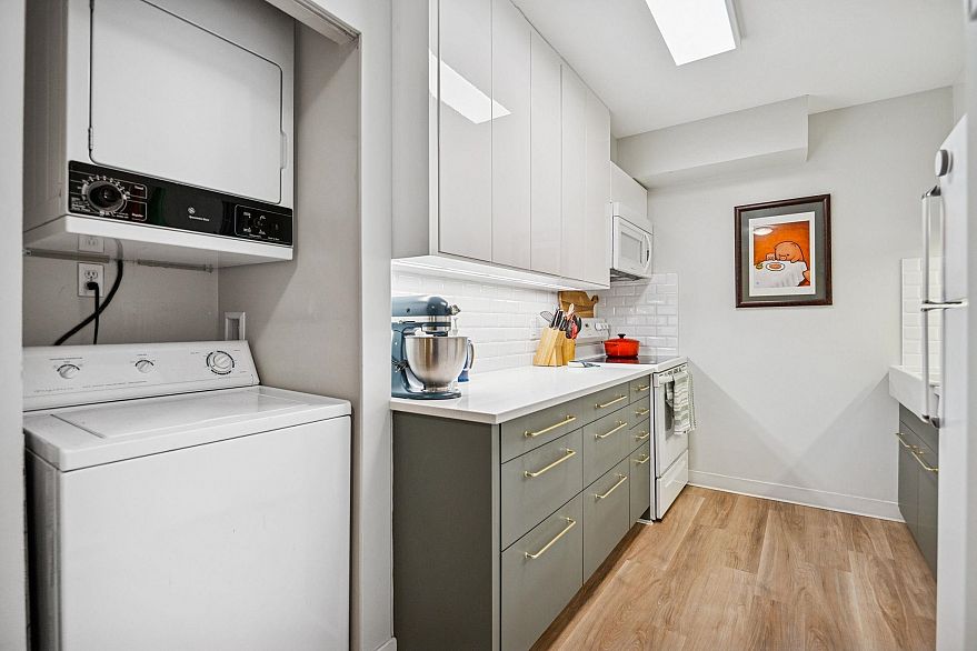 PH7 2405 Kamloops Street