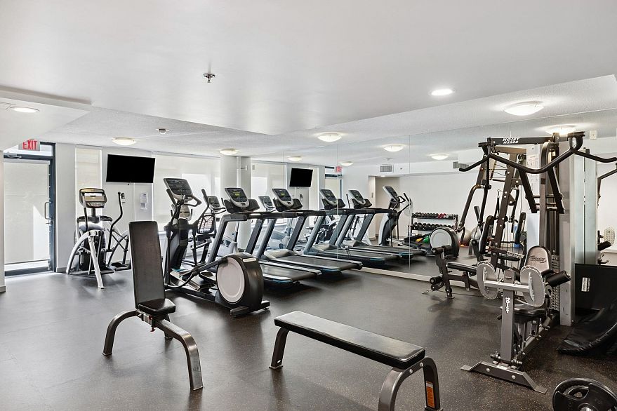 502 1650 W 7th Avenue