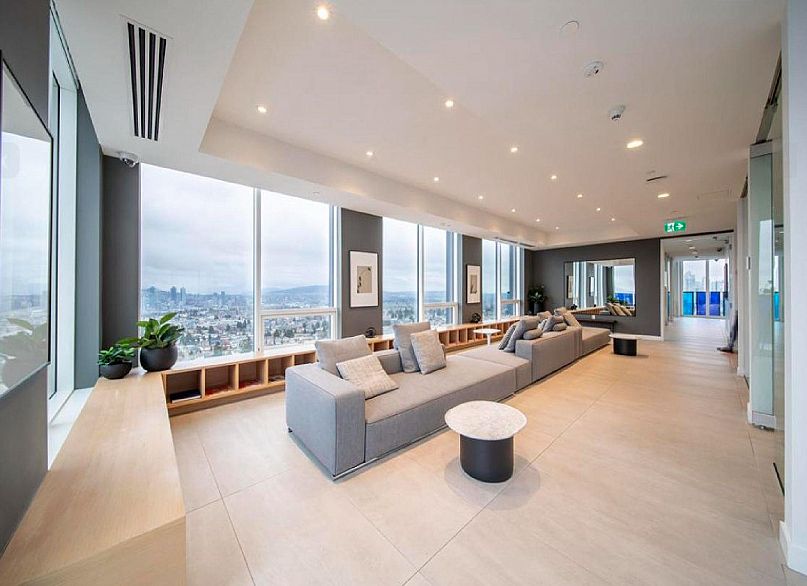 2405 5058 Joyce Street