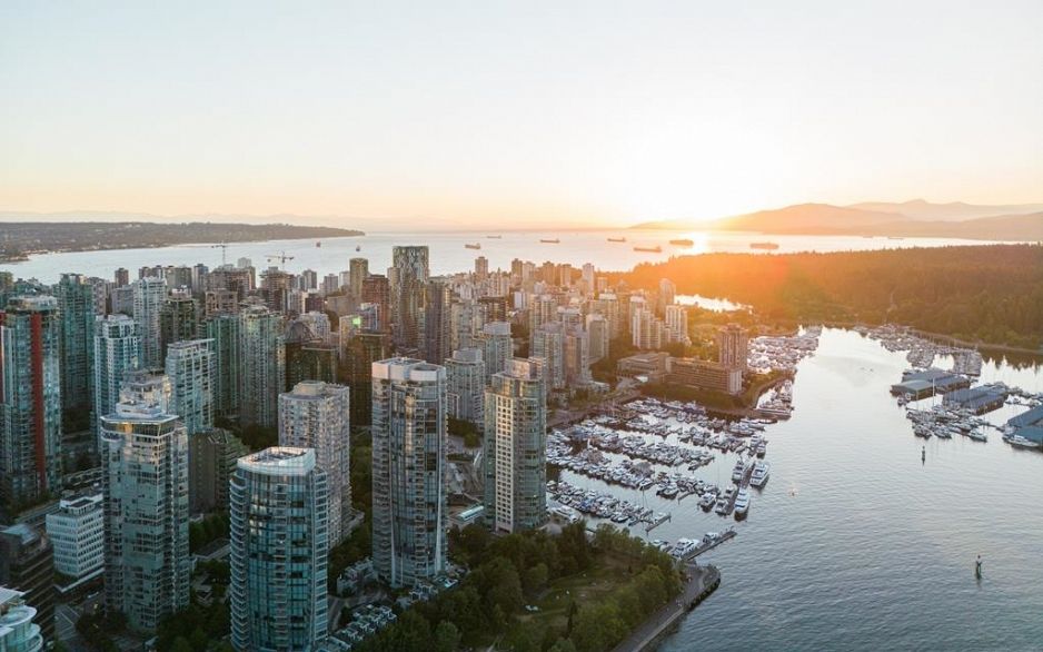 PH4201 1077 W Cordova Street