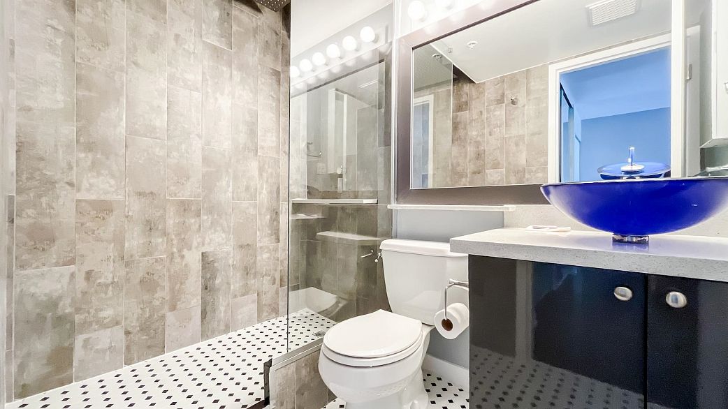 506 488 Helmcken Street