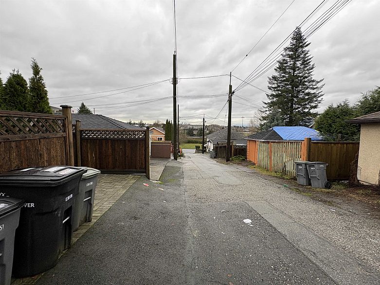3429 Dundas Street