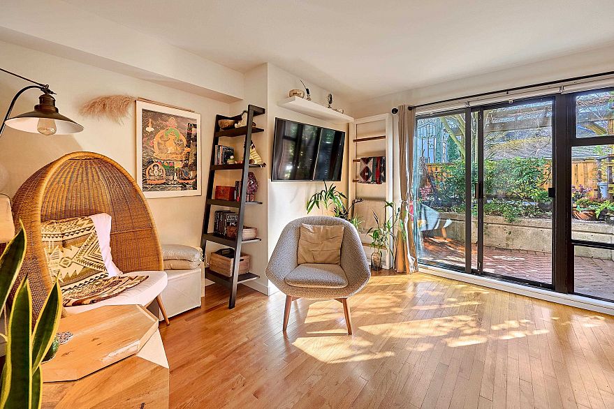 105 2226 W 12th Avenue