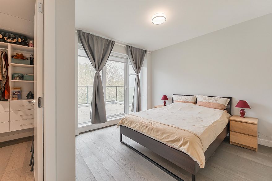 5336 University Boulevard