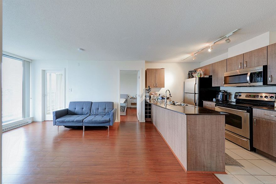 2611 610 Granville Street