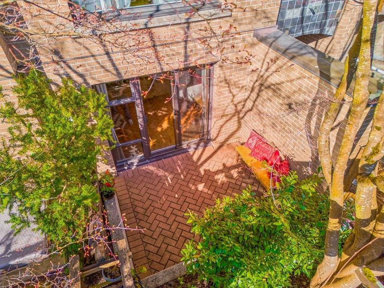 105 2226 W 12th Avenue