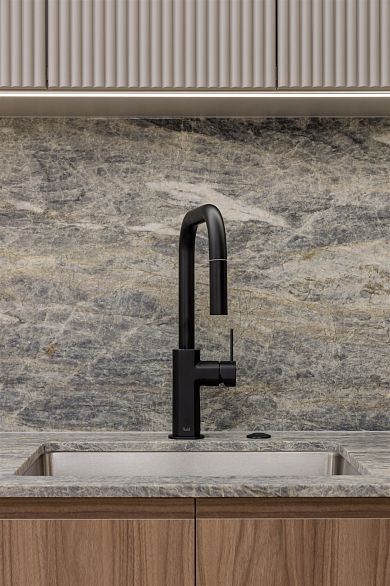 611 688 W 57th Avenue