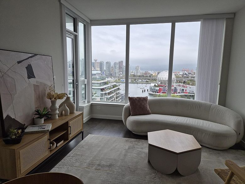 1606 1708 Ontario Street