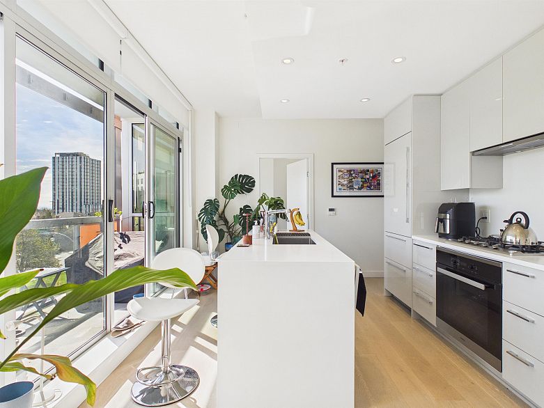 404 5289 Cambie Street