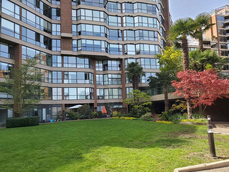 103 1470 Pennyfarthing Drive