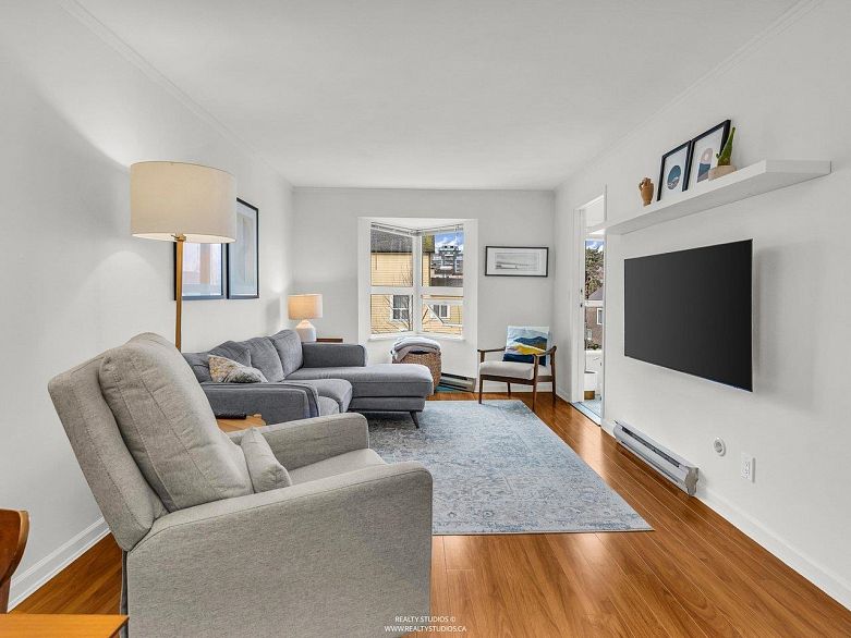 202 507 E 6th Avenue