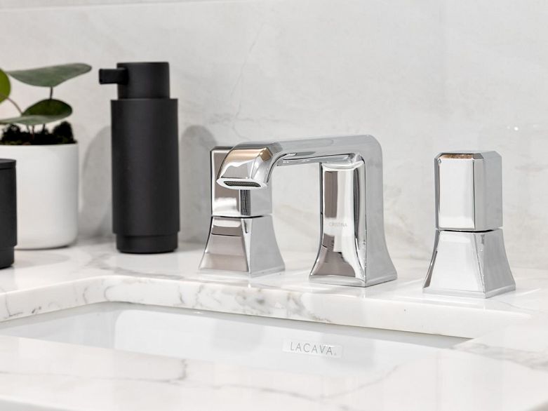 1002 2323 Fir Street