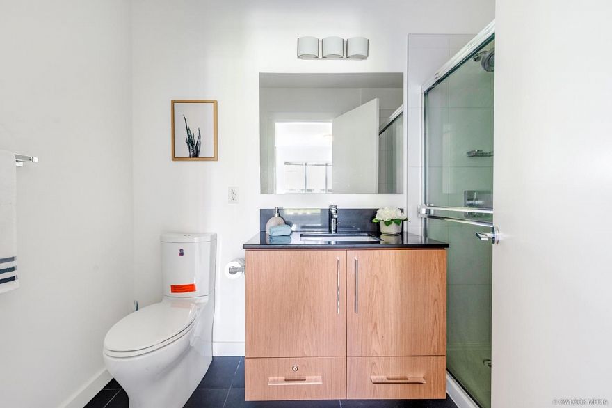 PH10 3479 Wesbrook Mall