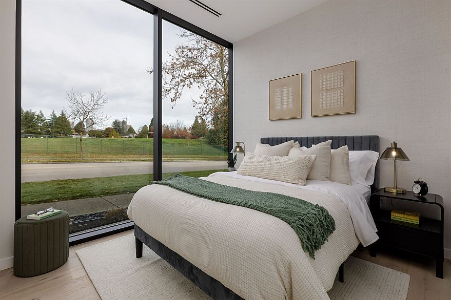 1108 688 W 57th Avenue