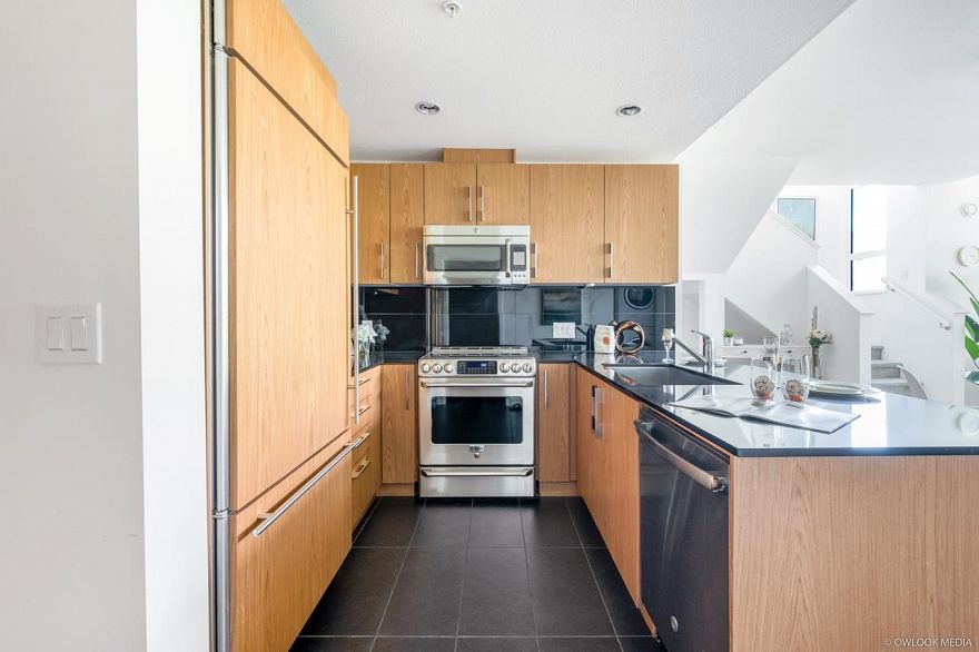 PH10 3479 Wesbrook Mall